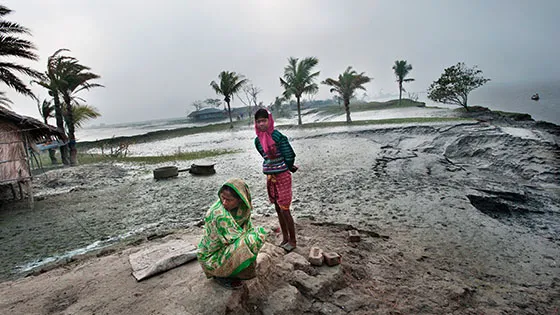 New York | Kadir van Lohuizen Rising Tide